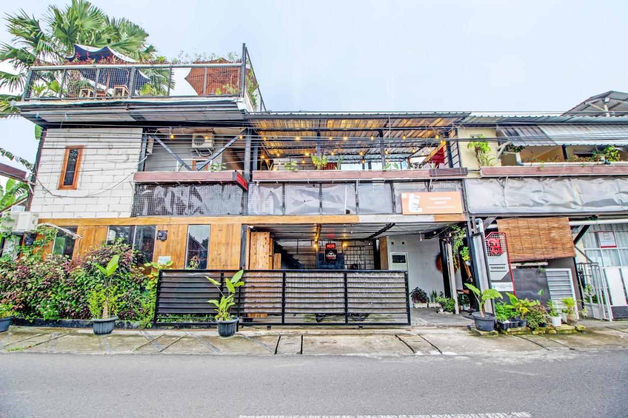 Oyo 92256 Sentosa Yogyakarta